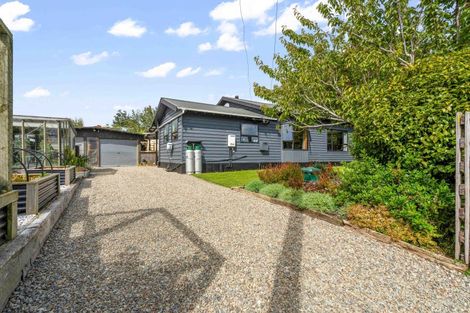 Photo of property in 82 Lochiel Bridge Road, Lochiel, Winton, 9781