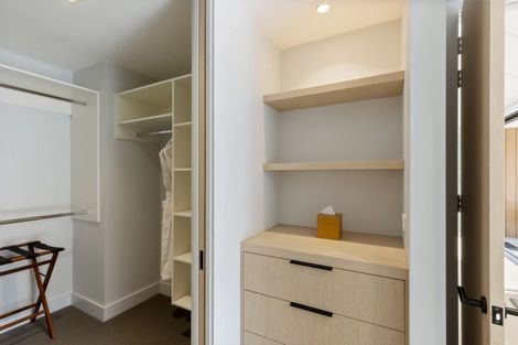 Photo of property in 2 Owen Marshall Lane, Arrowtown, 9371