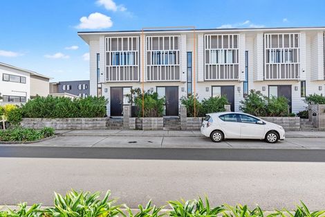 Photo of property in 27 Kanuka Road, Hobsonville, Auckland, 0616