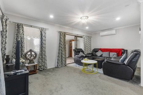 Photo of property in 2/331 Weymouth Road, Weymouth, Auckland, 2103