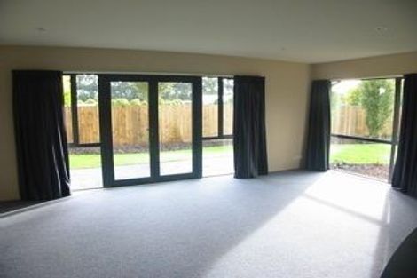 Photo of property in 4 Springwater Avenue, Northwood, Christchurch, 8051