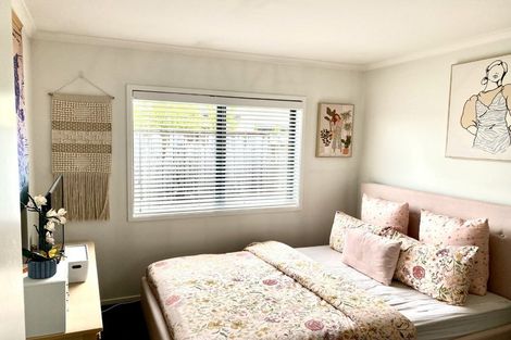 Photo of property in 18 Kahuparere Crescent, Pyes Pa, Tauranga, 3112