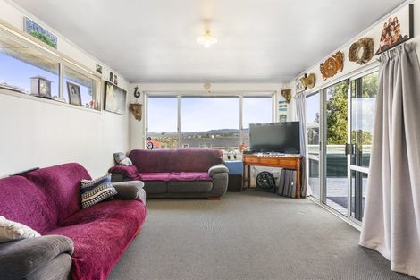 Photo of property in 28 Donovan Avenue, Massey, Auckland, 0614