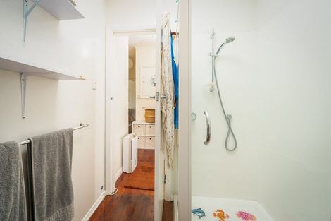 Photo of property in 3 Upoko Road, Hataitai, Wellington, 6021
