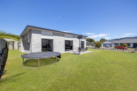 Photo of property in 74 Tynan Street, Te Puke, 3119