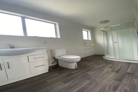 Photo of property in 2 Halyard Place, Whitby, Porirua, 5024