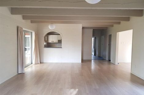 Photo of property in 9 Prudence Place, Oakura, 4314