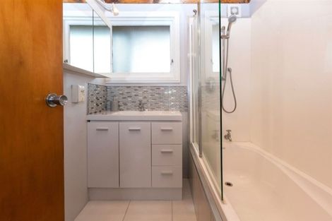 Photo of property in 47 Tintern Avenue, Avonhead, Christchurch, 8042