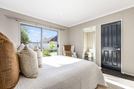 Photo of property in 8 Rosewood Court, Huntington, Hamilton, 3210