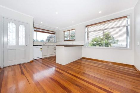 Photo of property in 291 Swanson Road, Ranui, Auckland, 0612
