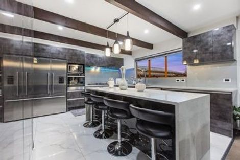 Photo of property in 18 Kohinoor Avenue, Mangere, Auckland, 2022