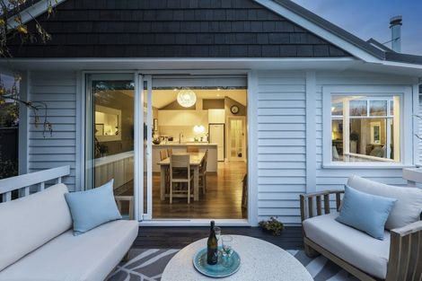 Photo of property in 2 Whareora Terrace, Cashmere, Christchurch, 8022