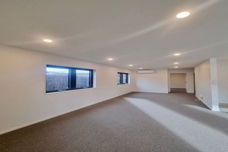 Photo of property in 95 Everglade Drive, Totara Heights, Auckland, 2105