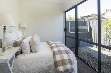 Photo of property in 8/20 North Avon Road, Richmond, Christchurch, 8013
