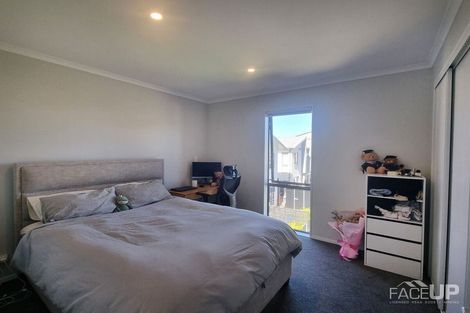 Photo of property in 1 Ko Tohu Place, Hobsonville, Auckland, 0616