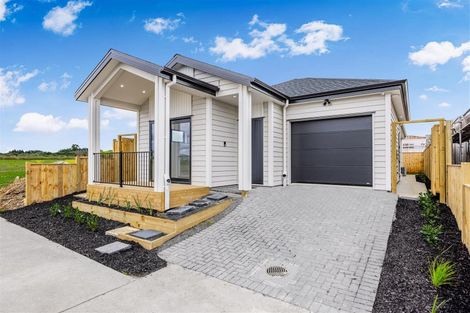 Photo of property in 14 Marino Street, Karaka, 2578