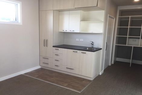 Photo of property in 25 County Road, Torbay, Auckland, 0630