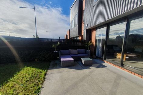 Photo of property in 469 Hobsonville Road, Hobsonville, Auckland, 0616