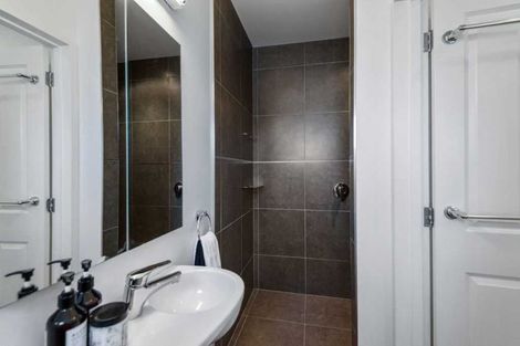 Photo of property in 2 Lewisham Park, St Albans, Christchurch, 8052