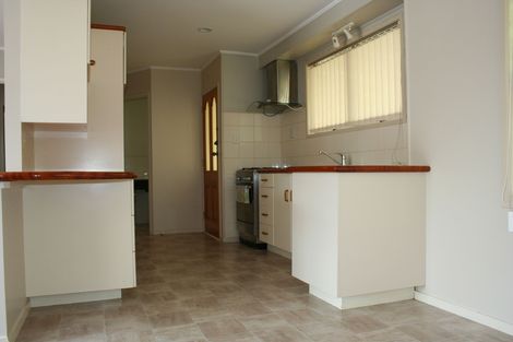 Photo of property in 18 Clyma Place, Massey, Auckland, 0614