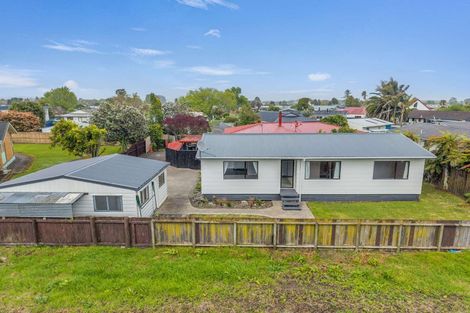 Photo of property in 14b Titoki Place, Edgecumbe, 3120