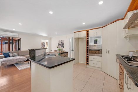 Photo of property in 7 Duntrune Road, Flat Bush, Auckland, 2016
