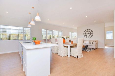 Photo of property in 4 Regis Park Drive, Pukekohe, 2120