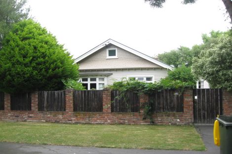 Photo of property in 14 Dee Street, St Albans, Christchurch, 8014