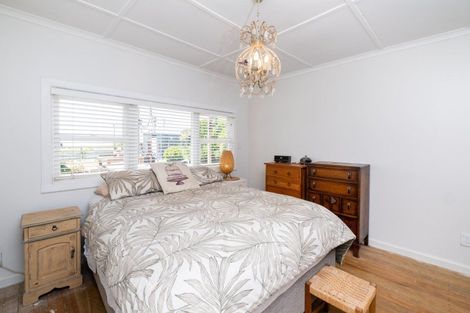 Photo of property in 245 Clifton Road, Te Awanga, 4102