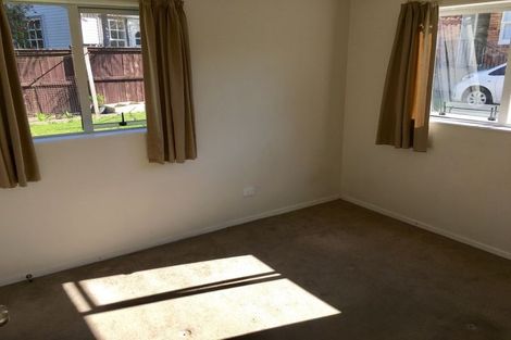 Photo of property in 40 Beechdale Crescent, Pakuranga Heights, Auckland, 2010