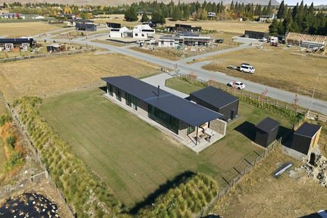 Photo of property in 20 Peak Drive, Twizel, 7901