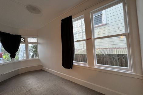 Photo of property in 14 Prince Street, Mount Victoria, Wellington, 6011