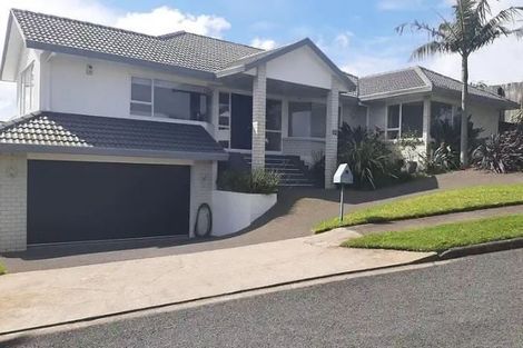 Photo of property in 52 Mccahill Views, Botany Downs, Auckland, 2010