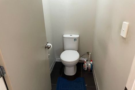 Photo of property in 94a Great South Road, Manurewa, Auckland, 2102