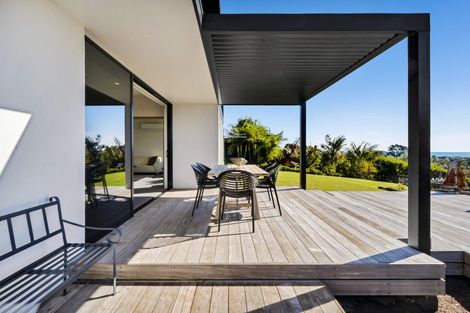 Photo of property in 40d Awanui Street, Merrilands, New Plymouth, 4312