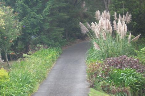 Photo of property in 1/33 Sapphire Place, Bayview, Auckland, 0629