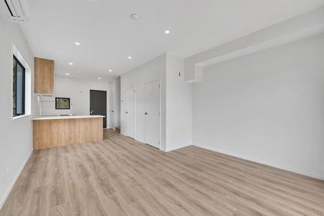 Photo of property in 345 Pakuranga Road, Pakuranga Heights, Auckland, 2010