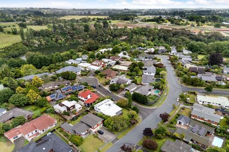 Photo of property in 1 Sheriff Place, Riverlea, Hamilton, 3216