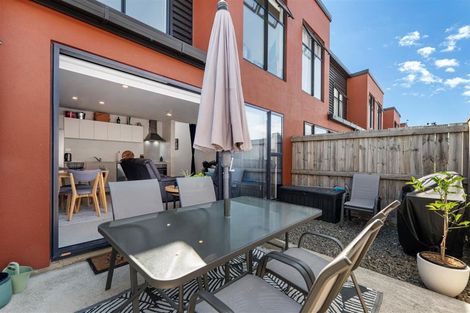 Photo of property in 17 Owens Place, Mount Maunganui, 3116