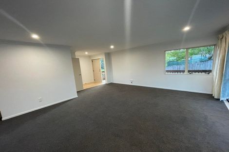 Photo of property in 22 Killygordon Place, Massey, Auckland, 0614