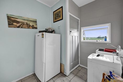 Photo of property in 570 South Road, Hawera, 4672