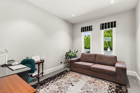 Photo of property in 194 Te Mata Peak Road, Havelock North, 4130