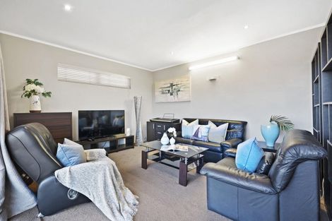 Photo of property in 6 Culver Terrace, Howick, Auckland, 2014