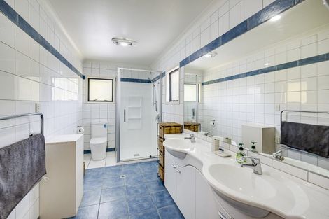 Photo of property in 40 Wheatley Road, Waiohiki, Napier, 4183