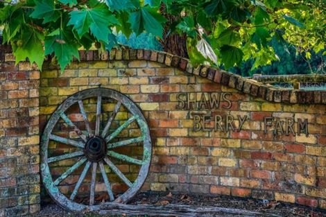 Photo of property in 31 Rangitopuni Road, Riverhead, 0793