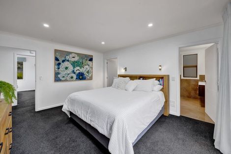 Photo of property in 91a Karina Road, Merrilands, New Plymouth, 4312