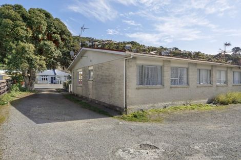 Photo of property in 171f4 Queens Drive, Lyall Bay, Wellington, 6022
