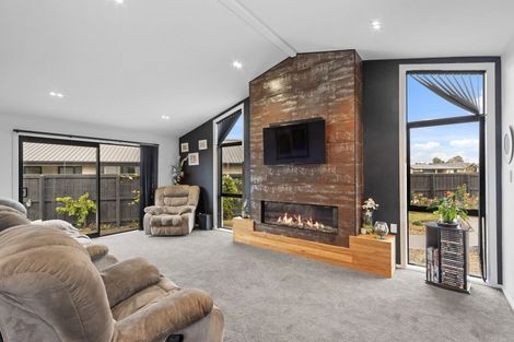 Photo of property in 19 Delapre Drive, Rolleston, 7615