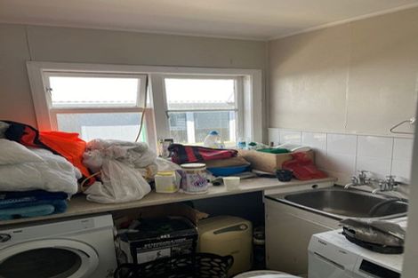 Photo of property in 1 Lees Grove, Wainuiomata, Lower Hutt, 5014