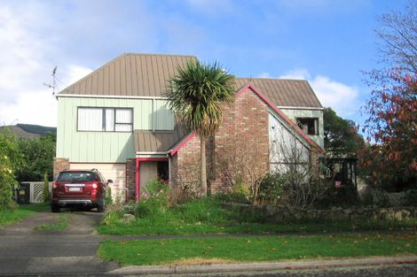 Photo of property in 18 Kohekohe Road, Waikanae, 5036
